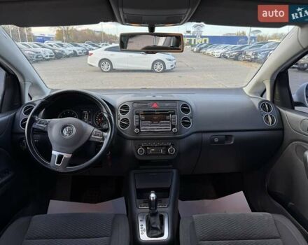 Белый Фольксваген Гольф, объемом двигателя 1.39 л и пробегом 171 тыс. км за 8500 $, фото 15 на Automoto.ua