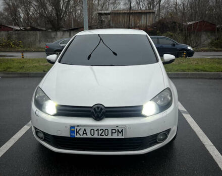 Білий Фольксваген Гольф, об'ємом двигуна 1.6 л та пробігом 294 тис. км за 7800 $, фото 1 на Automoto.ua