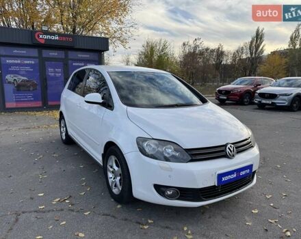 Белый Фольксваген Гольф, объемом двигателя 1.39 л и пробегом 171 тыс. км за 8500 $, фото 2 на Automoto.ua