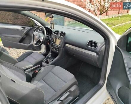 Белый Фольксваген Гольф, объемом двигателя 1.97 л и пробегом 331 тыс. км за 6800 $, фото 2 на Automoto.ua