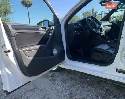 Белый Фольксваген Гольф, объемом двигателя 1.98 л и пробегом 212 тыс. км за 9199 $, фото 15 на Automoto.ua