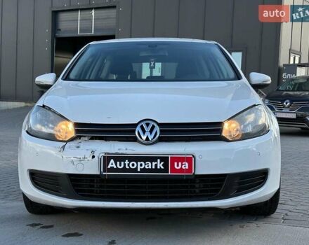 Белый Фольксваген Гольф, объемом двигателя 1.6 л и пробегом 243 тыс. км за 8590 $, фото 2 на Automoto.ua