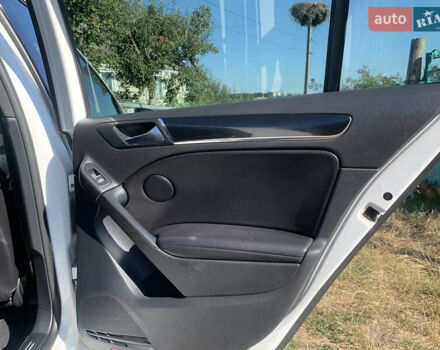 Белый Фольксваген Гольф, объемом двигателя 1.98 л и пробегом 212 тыс. км за 9199 $, фото 17 на Automoto.ua