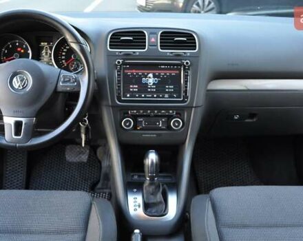 Белый Фольксваген Гольф, объемом двигателя 1.39 л и пробегом 132 тыс. км за 8800 $, фото 26 на Automoto.ua