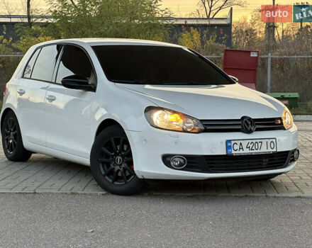 Белый Фольксваген Гольф, объемом двигателя 1.2 л и пробегом 146 тыс. км за 7900 $, фото 2 на Automoto.ua
