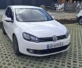 Белый Фольксваген Гольф, объемом двигателя 1.6 л и пробегом 228 тыс. км за 7800 $, фото 5 на Automoto.ua