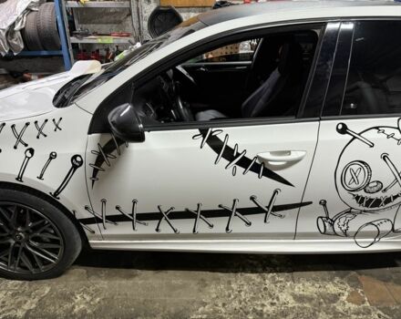 Фольксваген Гольф 2011 в Полтаве на Automoto.ua Белый Фольксваген Гольф, объемом двигателя 2 л и пробегом 159 тыс. км за 13000 $, фото 2 на Automoto.ua