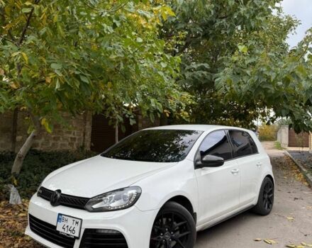 Белый Фольксваген Гольф, объемом двигателя 2 л и пробегом 218 тыс. км за 10000 $, фото 1 на Automoto.ua