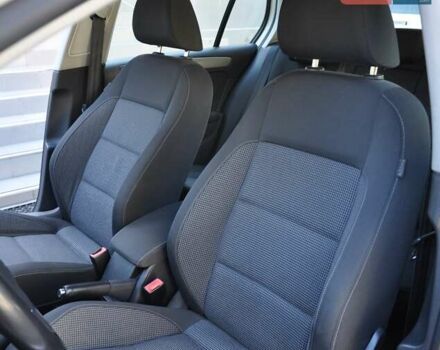 Белый Фольксваген Гольф, объемом двигателя 1.39 л и пробегом 132 тыс. км за 8800 $, фото 24 на Automoto.ua