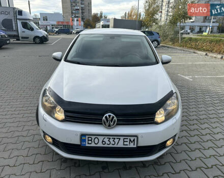 Белый Фольксваген Гольф, объемом двигателя 1.39 л и пробегом 176 тыс. км за 8850 $, фото 5 на Automoto.ua