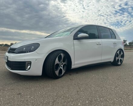 Белый Фольксваген Гольф, объемом двигателя 2 л и пробегом 152 тыс. км за 11800 $, фото 1 на Automoto.ua