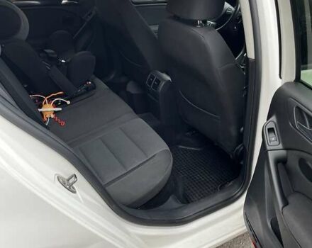 Белый Фольксваген Гольф, объемом двигателя 1.39 л и пробегом 161 тыс. км за 9000 $, фото 11 на Automoto.ua