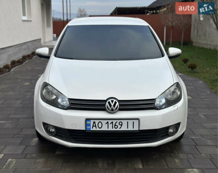 Белый Фольксваген Гольф, объемом двигателя 1.6 л и пробегом 214 тыс. км за 8300 $, фото 31 на Automoto.ua