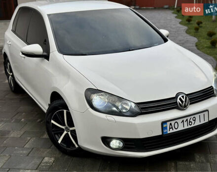 Белый Фольксваген Гольф, объемом двигателя 1.6 л и пробегом 214 тыс. км за 8300 $, фото 21 на Automoto.ua