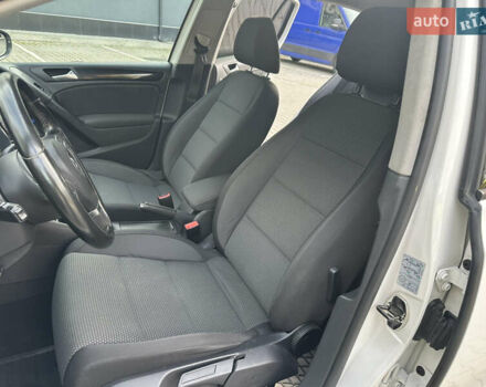 Белый Фольксваген Гольф, объемом двигателя 1.39 л и пробегом 176 тыс. км за 8850 $, фото 37 на Automoto.ua