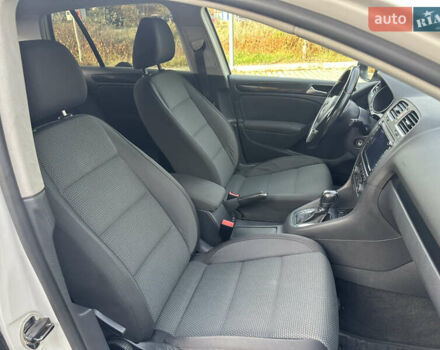 Белый Фольксваген Гольф, объемом двигателя 1.39 л и пробегом 176 тыс. км за 8850 $, фото 26 на Automoto.ua