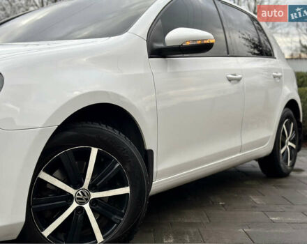 Белый Фольксваген Гольф, объемом двигателя 1.6 л и пробегом 214 тыс. км за 8300 $, фото 3 на Automoto.ua