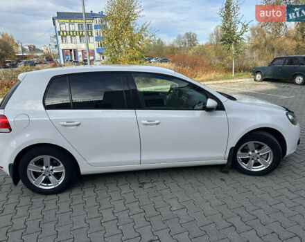 Белый Фольксваген Гольф, объемом двигателя 1.39 л и пробегом 176 тыс. км за 8800 $, фото 4 на Automoto.ua