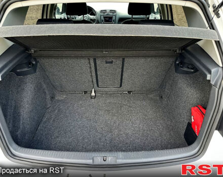 Белый Фольксваген Гольф, объемом двигателя 2 л и пробегом 270 тыс. км за 13200 $, фото 7 на Automoto.ua