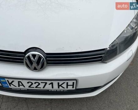 Белый Фольксваген Гольф, объемом двигателя 1.39 л и пробегом 161 тыс. км за 9000 $, фото 13 на Automoto.ua