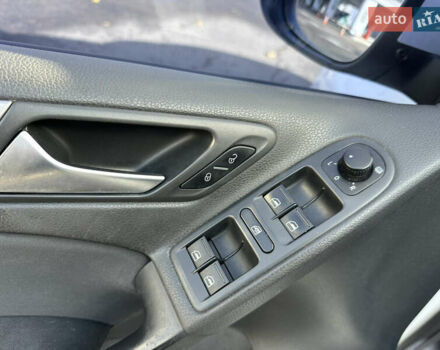 Белый Фольксваген Гольф, объемом двигателя 1.6 л и пробегом 188 тыс. км за 8600 $, фото 19 на Automoto.ua