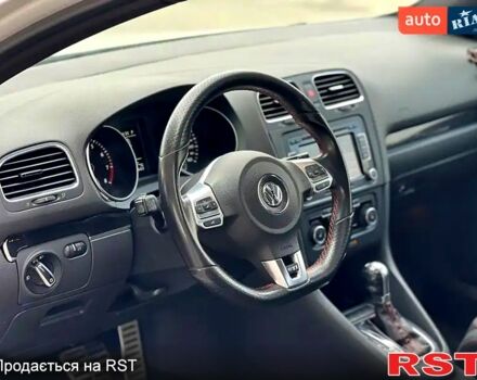 Белый Фольксваген Гольф, объемом двигателя 2 л и пробегом 171 тыс. км за 11200 $, фото 3 на Automoto.ua