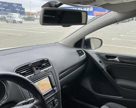 Білий Фольксваген Гольф, об'ємом двигуна 1.39 л та пробігом 100 тис. км за 9300 $, фото 15 на Automoto.ua