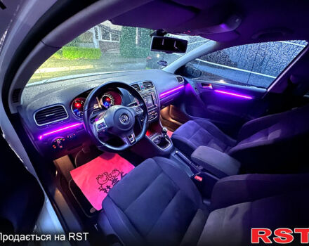 Белый Фольксваген Гольф, объемом двигателя 2 л и пробегом 270 тыс. км за 13200 $, фото 12 на Automoto.ua