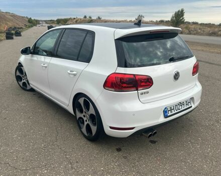 Белый Фольксваген Гольф, объемом двигателя 2 л и пробегом 152 тыс. км за 11800 $, фото 2 на Automoto.ua
