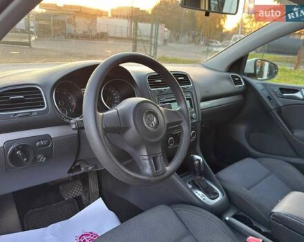 Білий Фольксваген Гольф, об'ємом двигуна 2.48 л та пробігом 190 тис. км за 9800 $, фото 11 на Automoto.ua