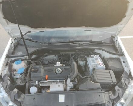 Белый Фольксваген Гольф, объемом двигателя 1.4 л и пробегом 152 тыс. км за 9800 $, фото 6 на Automoto.ua