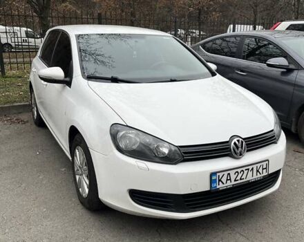Белый Фольксваген Гольф, объемом двигателя 1.39 л и пробегом 161 тыс. км за 9000 $, фото 1 на Automoto.ua