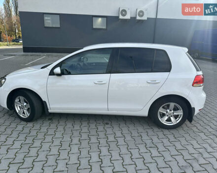 Белый Фольксваген Гольф, объемом двигателя 1.39 л и пробегом 176 тыс. км за 8850 $, фото 11 на Automoto.ua