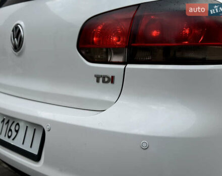 Белый Фольксваген Гольф, объемом двигателя 1.6 л и пробегом 214 тыс. км за 8300 $, фото 11 на Automoto.ua