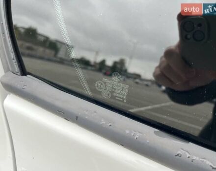 Білий Фольксваген Гольф, об'ємом двигуна 1.39 л та пробігом 100 тис. км за 9300 $, фото 26 на Automoto.ua