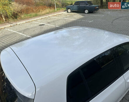 Белый Фольксваген Гольф, объемом двигателя 1.39 л и пробегом 176 тыс. км за 8800 $, фото 8 на Automoto.ua