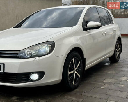 Белый Фольксваген Гольф, объемом двигателя 1.6 л и пробегом 214 тыс. км за 8300 $, фото 14 на Automoto.ua