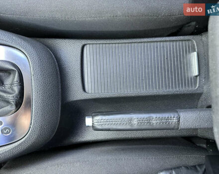 Белый Фольксваген Гольф, объемом двигателя 1.6 л и пробегом 188 тыс. км за 8600 $, фото 25 на Automoto.ua