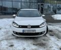 Белый Фольксваген Гольф, объемом двигателя 1.6 л и пробегом 332 тыс. км за 7800 $, фото 1 на Automoto.ua