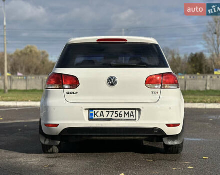 Белый Фольксваген Гольф, объемом двигателя 1.6 л и пробегом 188 тыс. км за 8600 $, фото 5 на Automoto.ua