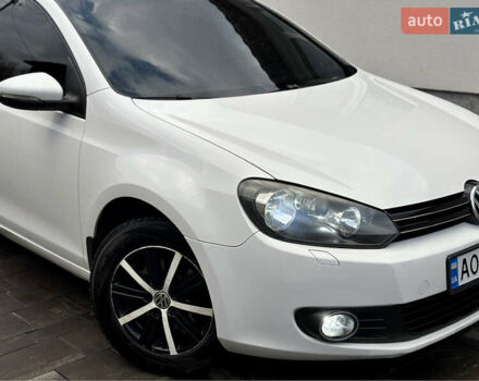 Белый Фольксваген Гольф, объемом двигателя 1.6 л и пробегом 214 тыс. км за 8300 $, фото 17 на Automoto.ua