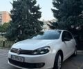 Белый Фольксваген Гольф, объемом двигателя 1.6 л и пробегом 276 тыс. км за 8900 $, фото 1 на Automoto.ua
