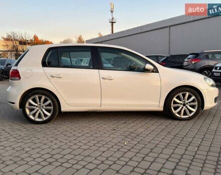 Білий Фольксваген Гольф, об'ємом двигуна 2.48 л та пробігом 190 тис. км за 9800 $, фото 8 на Automoto.ua