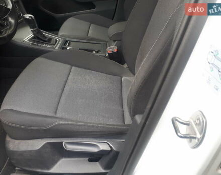 Белый Фольксваген Гольф, объемом двигателя 1.4 л и пробегом 164 тыс. км за 12300 $, фото 9 на Automoto.ua