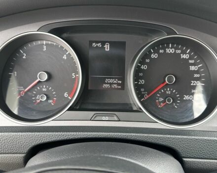 Белый Фольксваген Гольф, объемом двигателя 1.6 л и пробегом 280 тыс. км за 9000 $, фото 6 на Automoto.ua