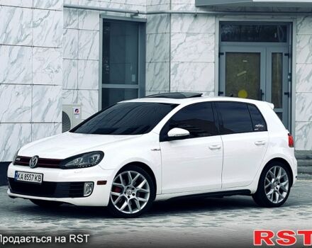 Фольксваген Гольф 2013 в Полтаве на Automoto.ua Белый Фольксваген Гольф, объемом двигателя 2 л и пробегом 199 тыс. км за 10400 $, фото 3 на Automoto.ua