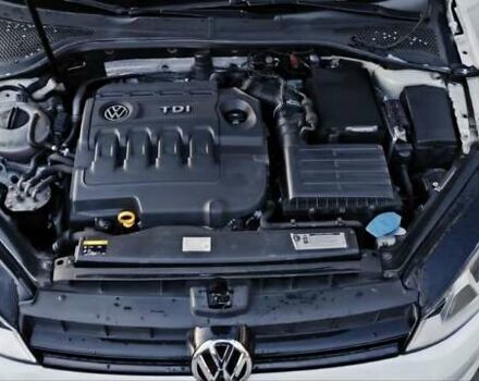 Белый Фольксваген Гольф, объемом двигателя 1.97 л и пробегом 250 тыс. км за 13300 $, фото 13 на Automoto.ua