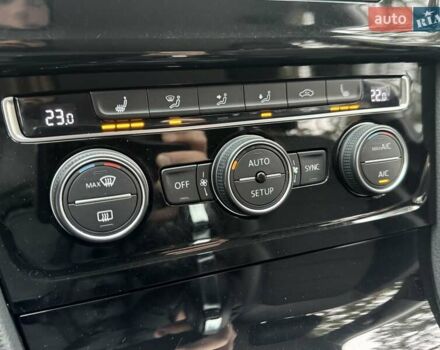 Белый Фольксваген Гольф, объемом двигателя 1.97 л и пробегом 199 тыс. км за 12800 $, фото 40 на Automoto.ua