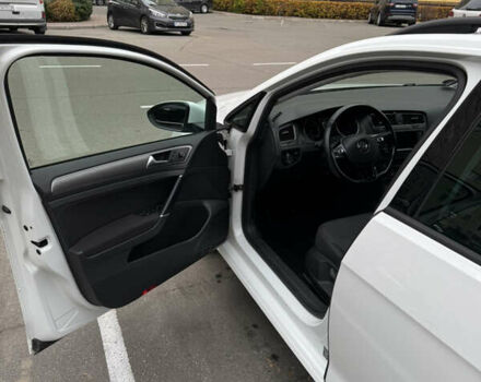 Белый Фольксваген Гольф, объемом двигателя 1.6 л и пробегом 302 тыс. км за 9700 $, фото 10 на Automoto.ua