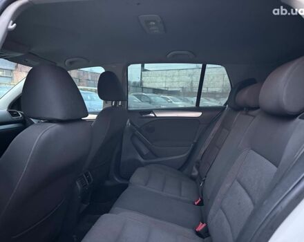 Білий Фольксваген Гольф, об'ємом двигуна 2.5 л та пробігом 234 тис. км за 7500 $, фото 13 на Automoto.ua